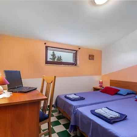 2 Bedroom Awesome In