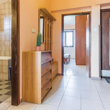2 Bedroom Awesome In Apartmán